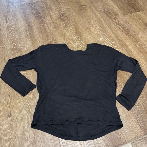 Lululemon Get Set Long Sleeve - Picture 7 of 9